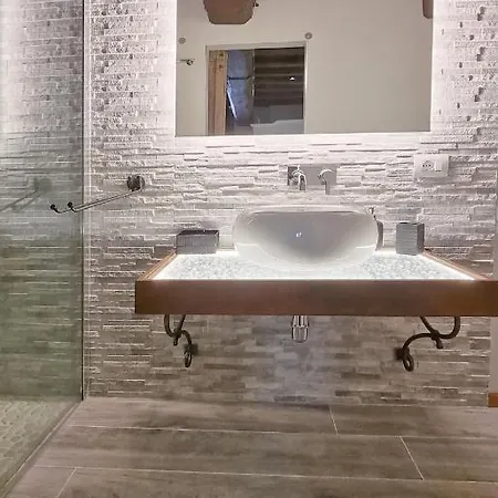 Affittacamere Residenza Dei Longobardi 3*